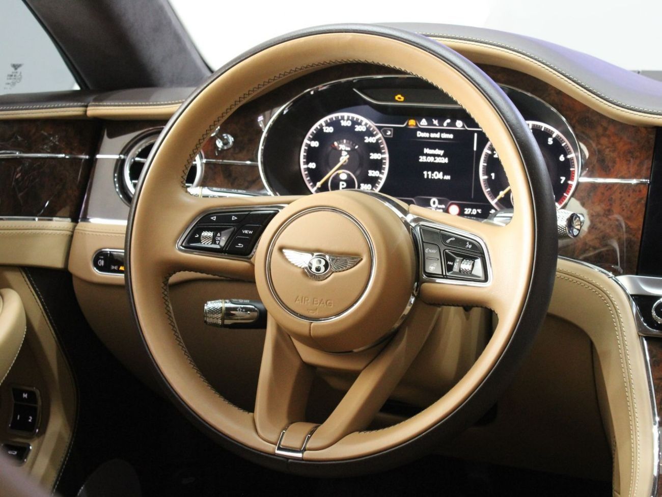 بنتلي كونتيننتال جي تي 4.0T V8