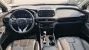 Hyundai Santa Fe car in good condition 2020 2.4L 4WD full configuration