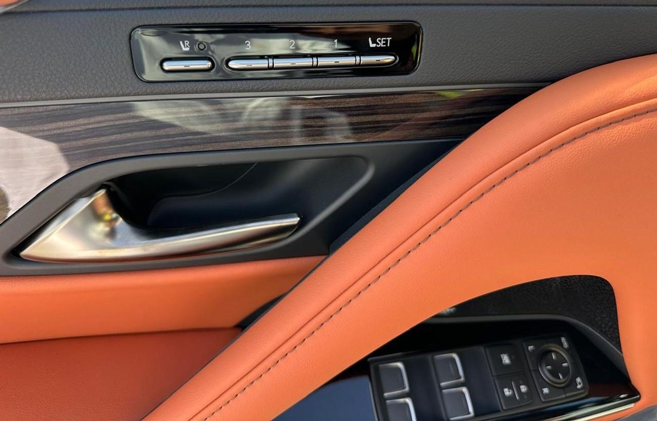 لكزس LX 600 2026 Lexus LX600 VIP (4-Seater) 3.5L V6 Twin-Turbo Petrol A/T 4WD Export Only