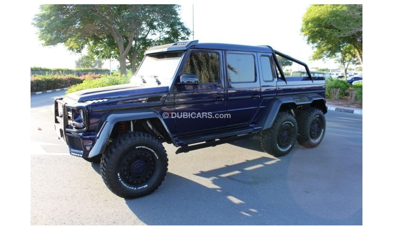Mercedes-Benz G 63 AMG 6x6 BRABUS 700