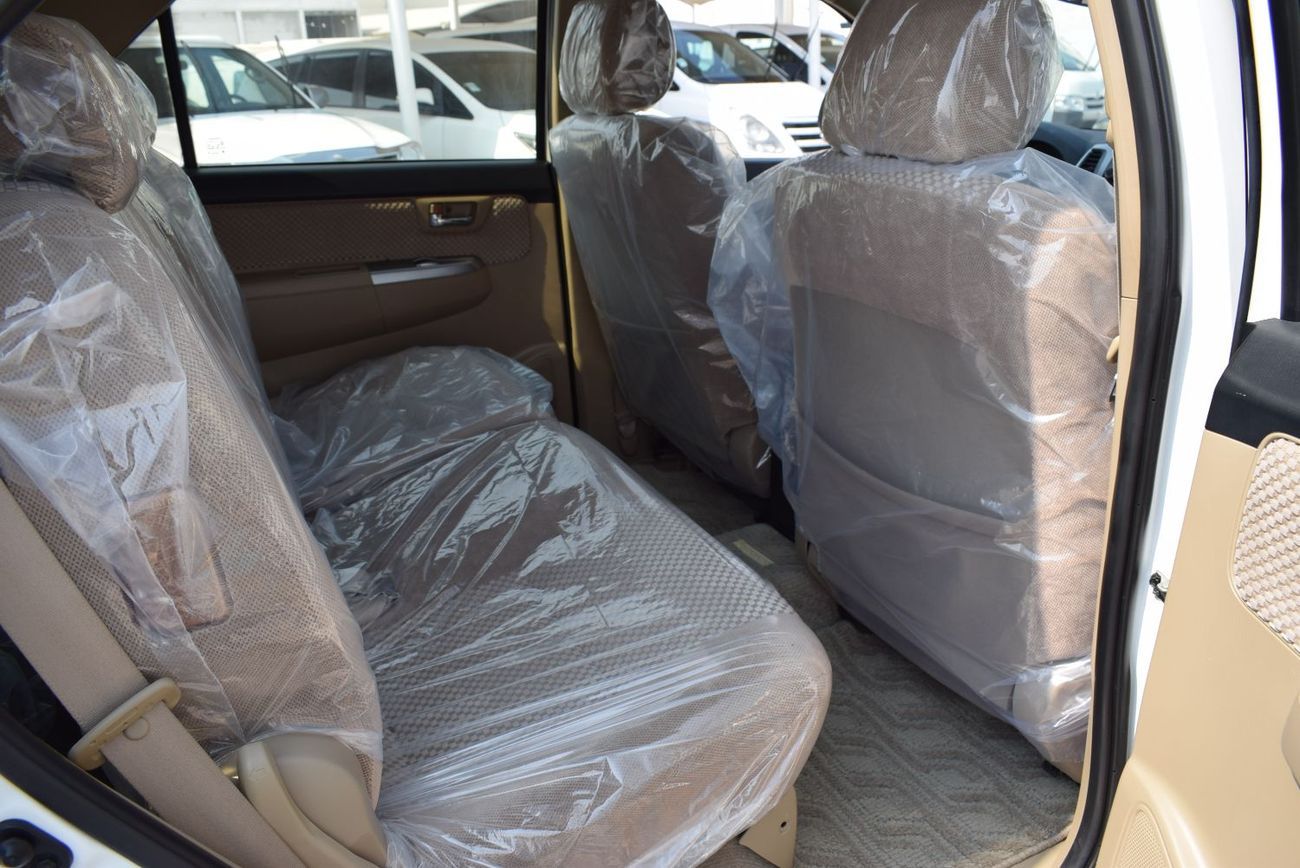 Toyota Fortuner Toyota Fortuner EXR 2.7L (160 HP), model:2015