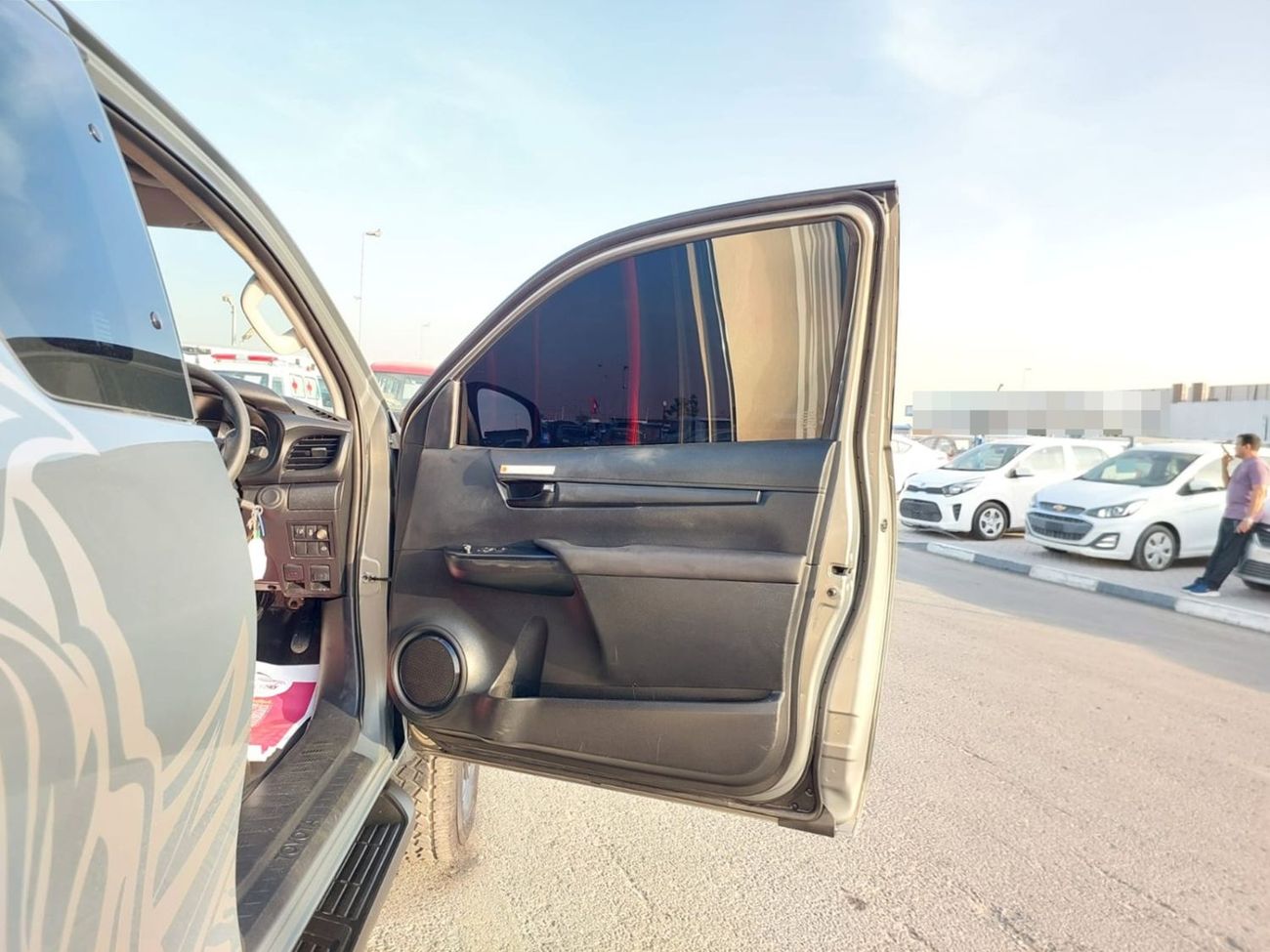 تويوتا هيلوكس TOYOTA HILUX PICKUP RHD 2022 MODEL 2.8 L DIESEL AUTOMATIC(PM77151)