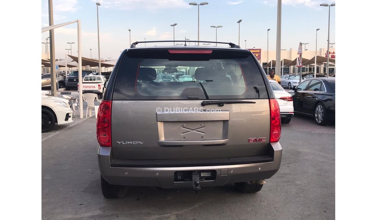 جي أم سي يوكون جيمس يوكن موديل 2007 خليجي  السياره حاله ممتازه  من الداخل والخارج الموتر مسرفس بالكامل