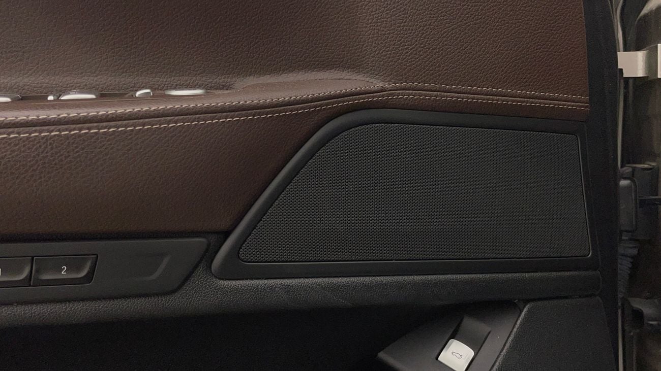 بي أم دبليو 730Li EXCLUSIVE 2 | بدون دفعة مقدمة | اختبار القيادة في المنزل