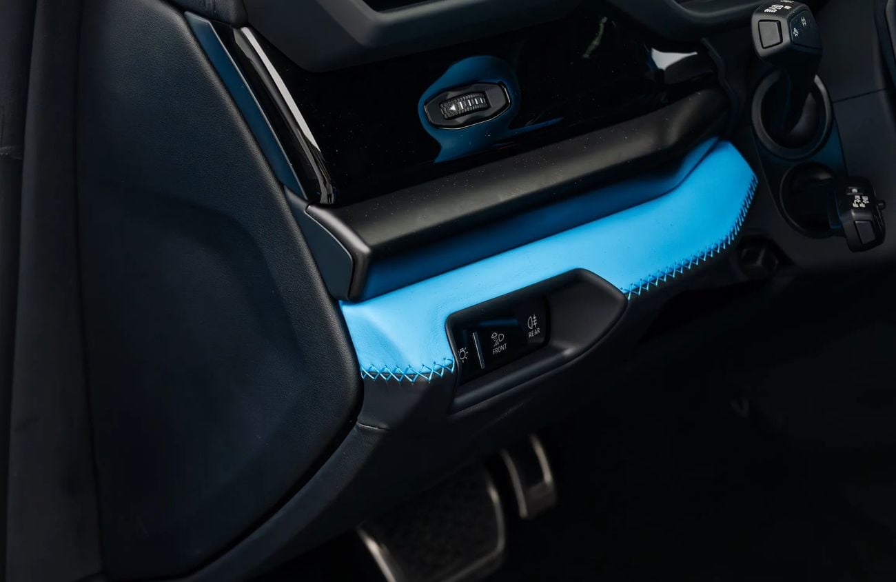 لامبورغيني اوروس 4.0L V-8 Twin-Turbocharged Engine + eMotor