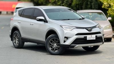 Toyota RAV4 LEATHER SEATS | 2.0 PETROL ENGINE | AUTOMATIC | 2WD