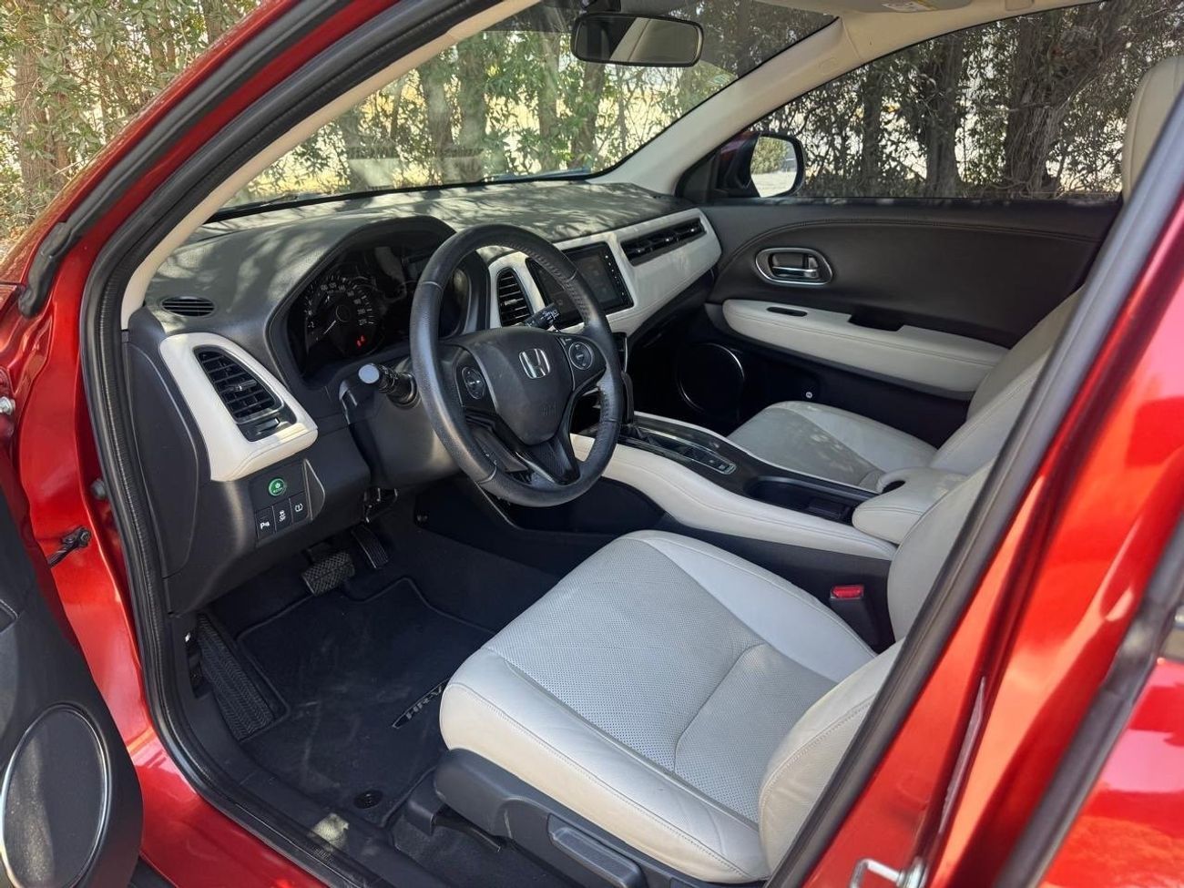 Honda HRV HONDA,HR-V 2021 FULL OPTIONS GCC,panoramic