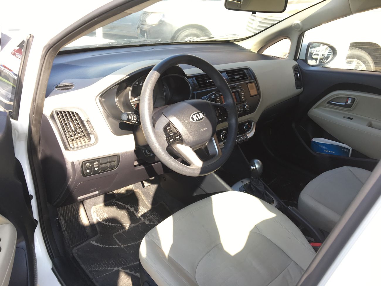 Kia Rio we offer : * Car finance services on banks * Extended warranty * Registration / export services