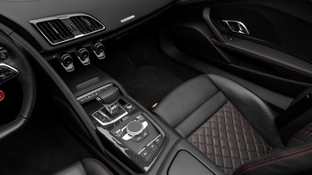 Audi R8 Spyder RWD - 2023 - GCC Specs - Under Warranty