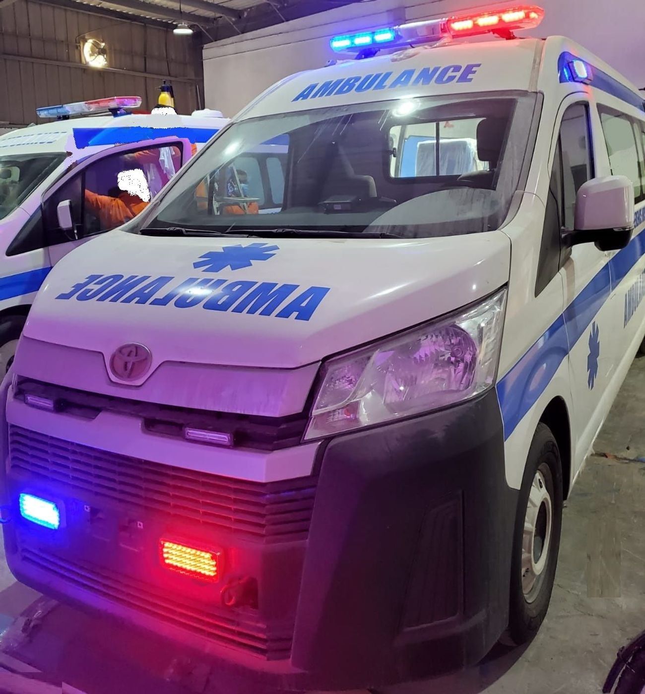 Toyota Hiace 2026 Toyota Hiace 3.5 Petrol MT High Roof GCC (Ambulance)