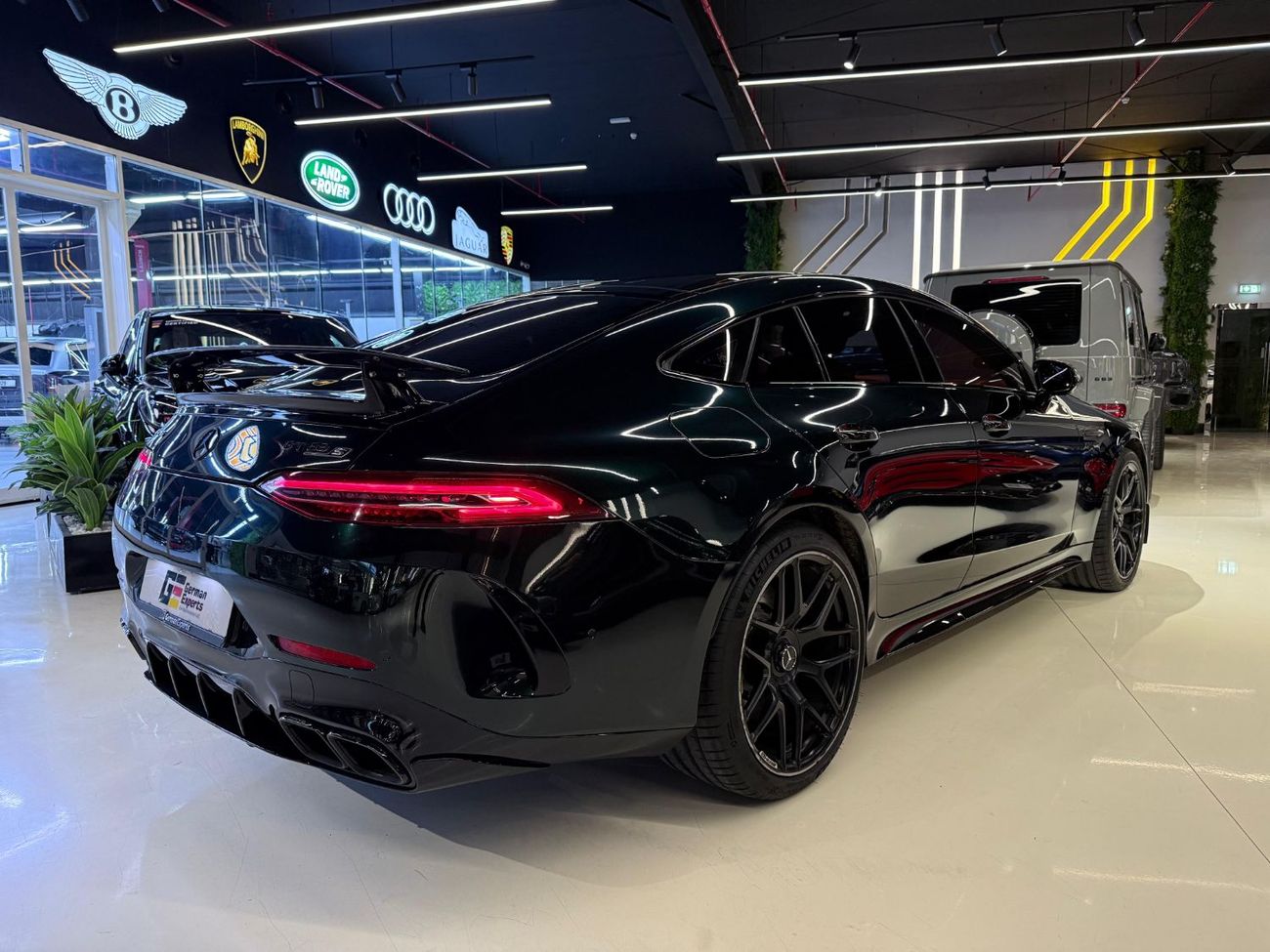 مرسيدس بنز GT 63 S 2020 Mercedes‑AMG GT63 S 4MATIC+ – GCC – 78,000 km - Gargash Service history