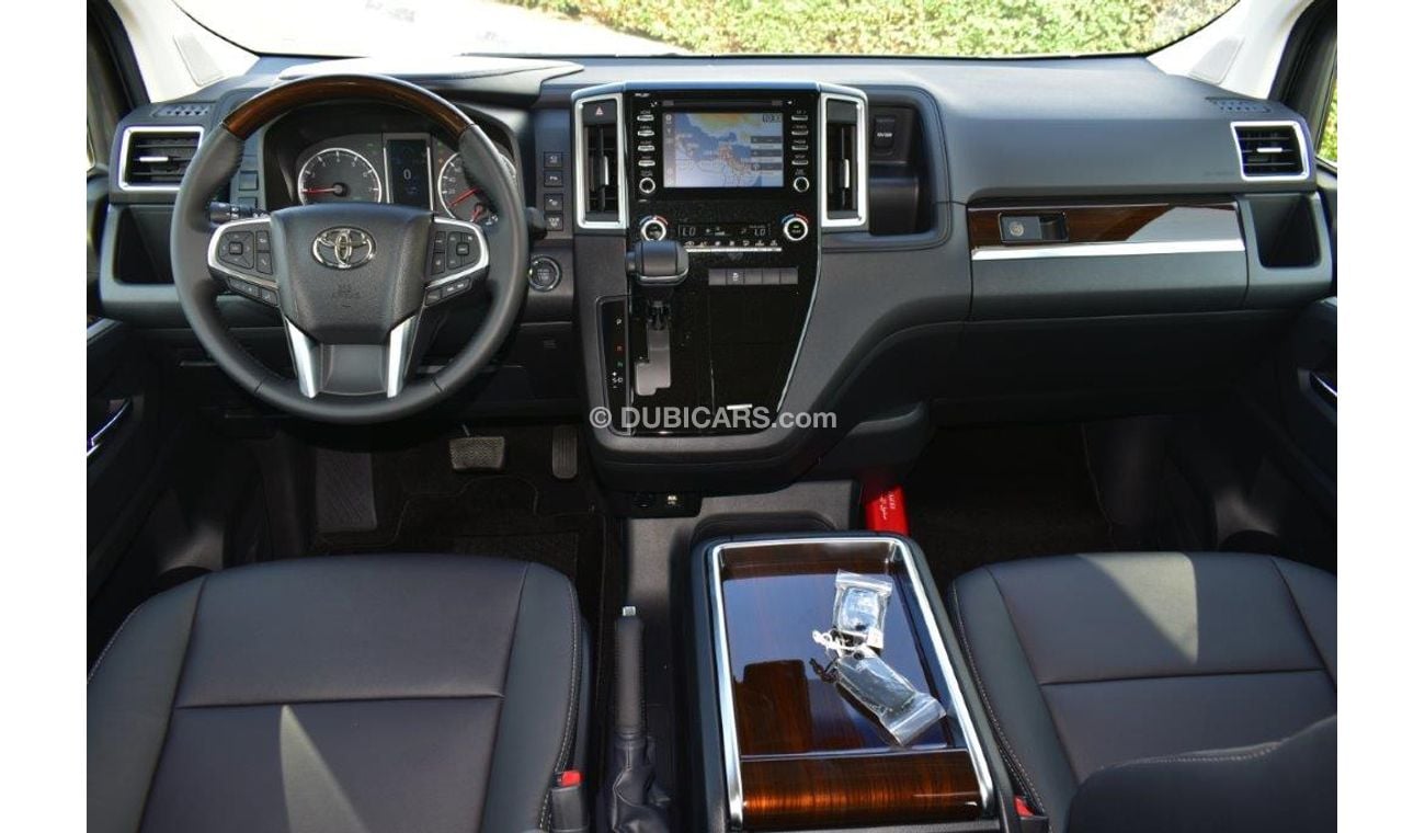 Toyota Granvia Premium 2.8L 6 Seat Automatic