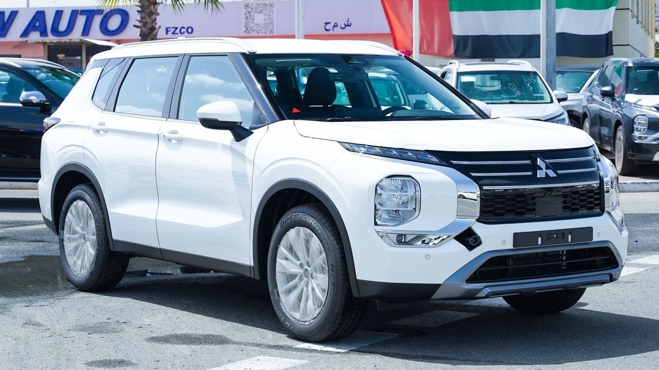 Mitsubishi Outlander Brand New 2026 Mitsubishi Outlander Medium Line (G10) 2.5L | 7-Seater SUV | GCC Specification | Expo