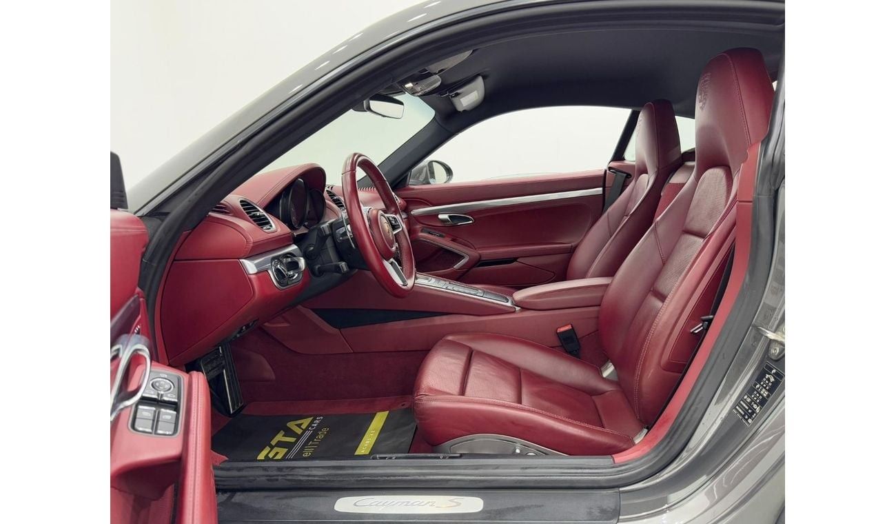 Porsche 718 Cayman S 2.5L A/T 2018 Porsche 718 Cayman S, Warranty, Full Service History, Low Kms, GCC