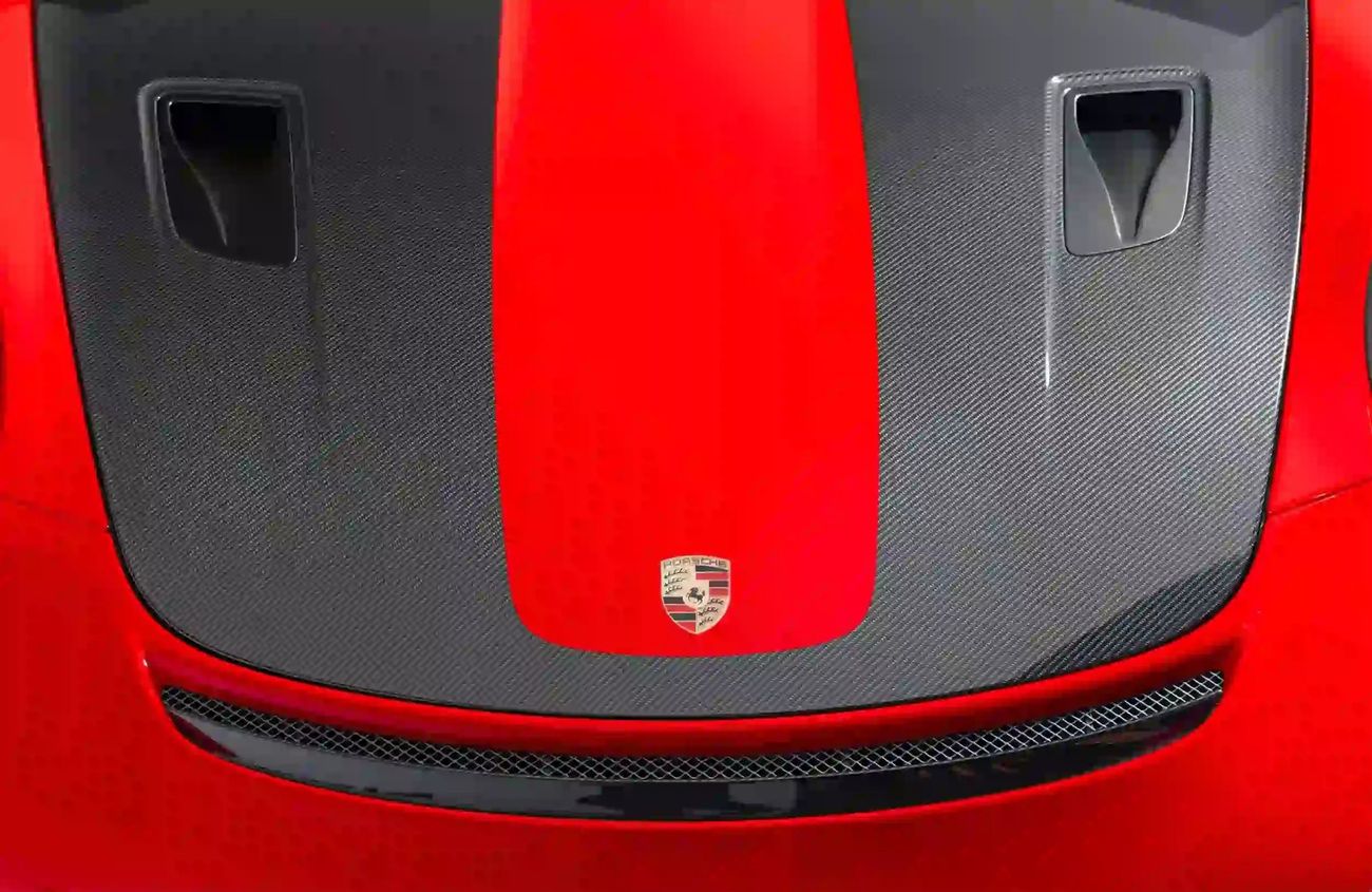 بورش 911 3.8L F6 Twin-Turbocharged Engine