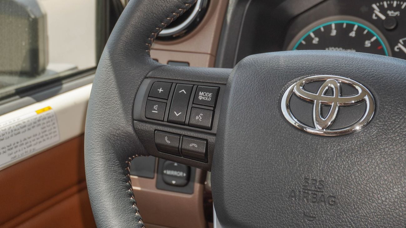 Toyota Land Cruiser 70 LX 4.0 L V6