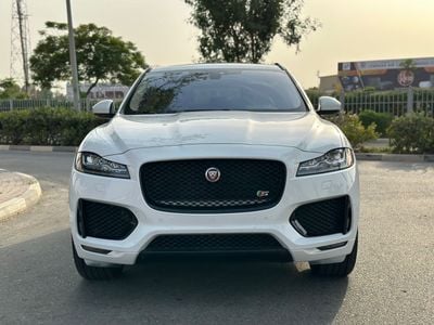 Jaguar F Pace