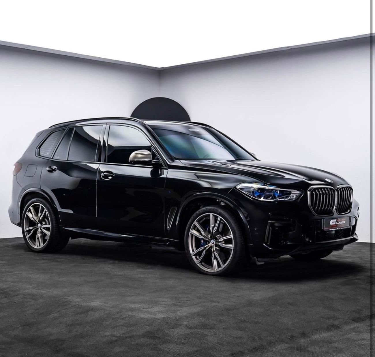 BMW X5 50i M Sport Launch Edition 4.4L for local with services contract