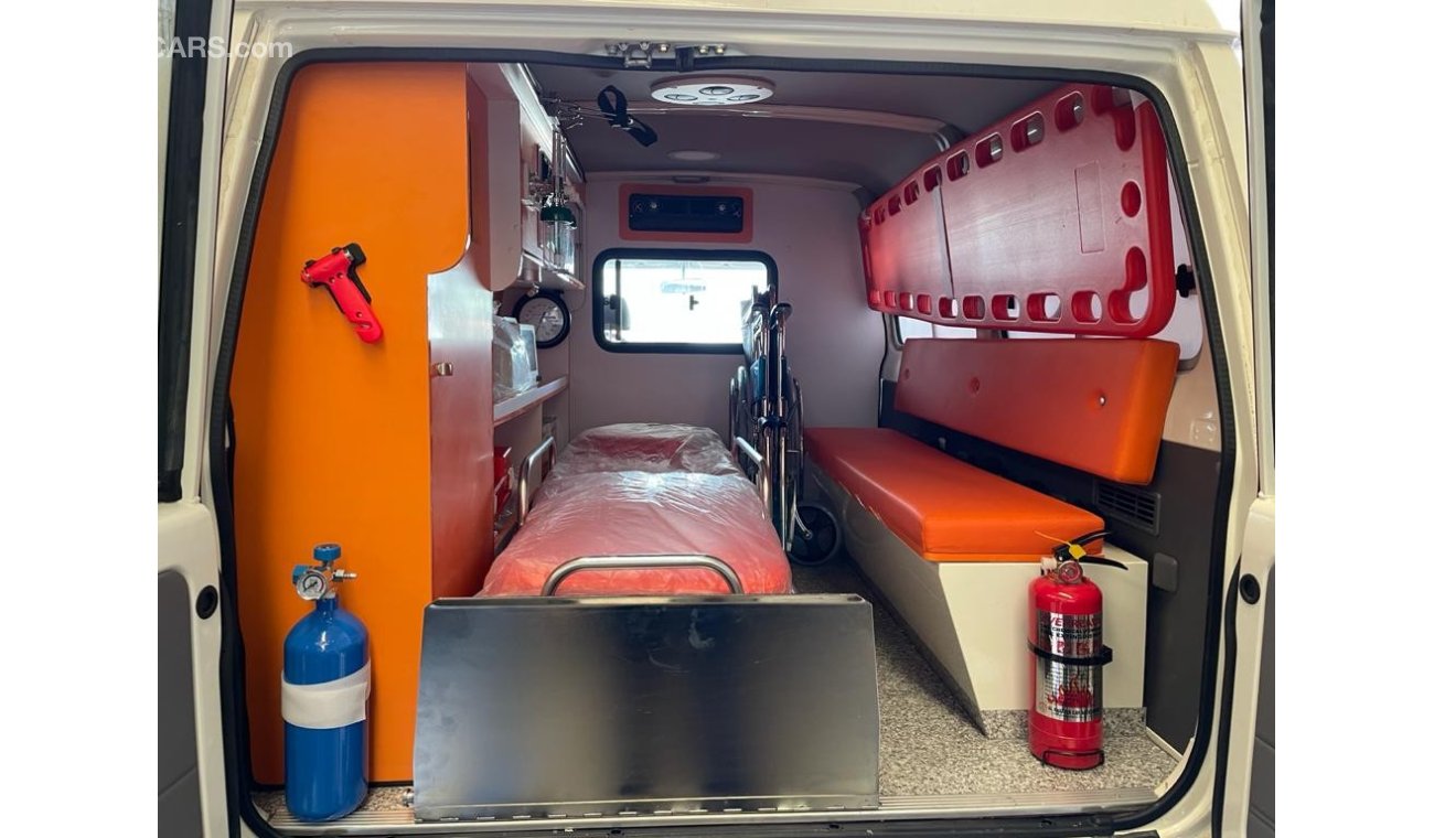 Toyota Land Cruiser Hard Top Toyota LC78 Ambulance