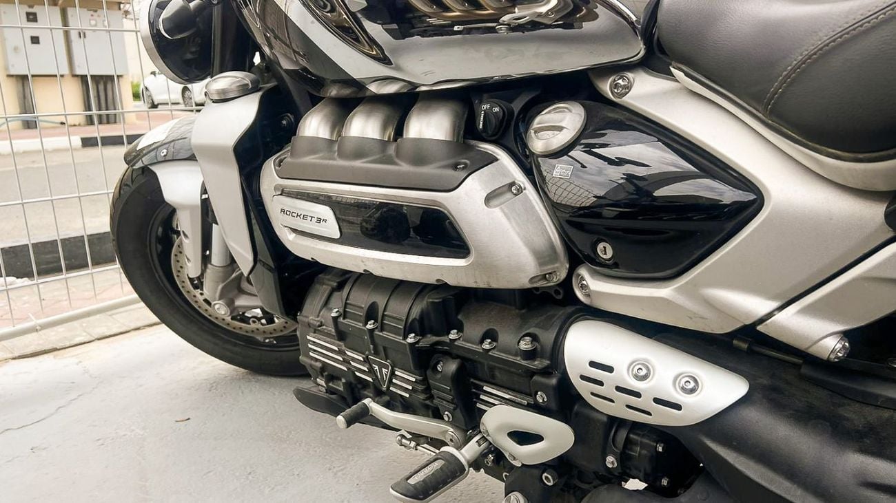 Triumph Stag 2021 Triumph Rocket 3 GT 2500CC