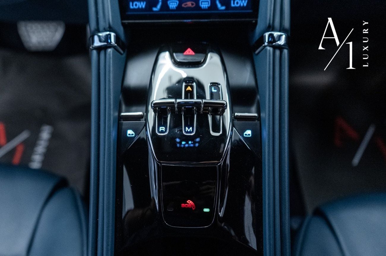 Ferrari Roma 2022 Ferrari Roma, Full Service History, Carbon Fibre Package, Excellent Condition, European Spec