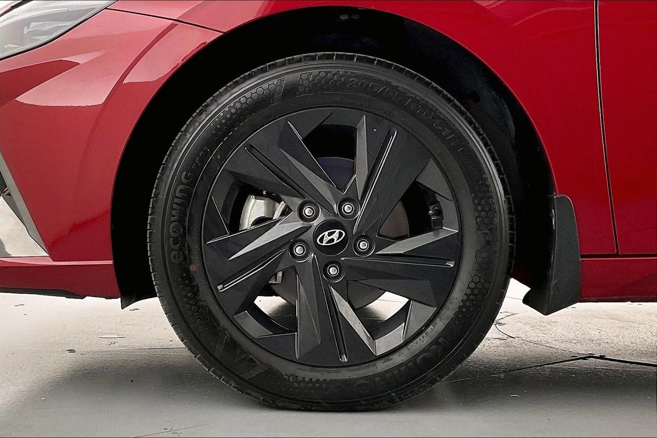 Hyundai Elantra Smart | 1 year free warranty | 0 down payment | 7 day return policy