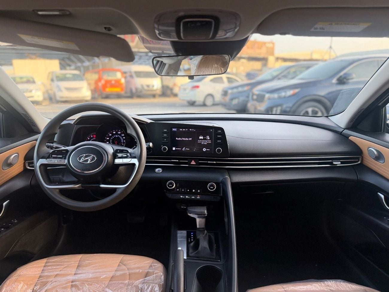 هيونداي إلانترا GL 2.0L