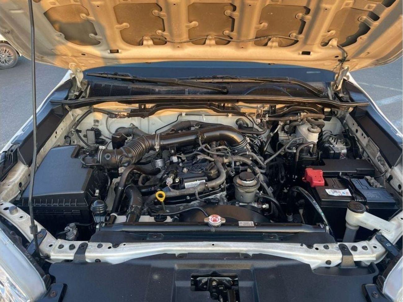 Toyota Hilux 2020 Toyota Hilux 2.7L V4 - AWD 4x4 - Patrol Automatic - Windows Auto -