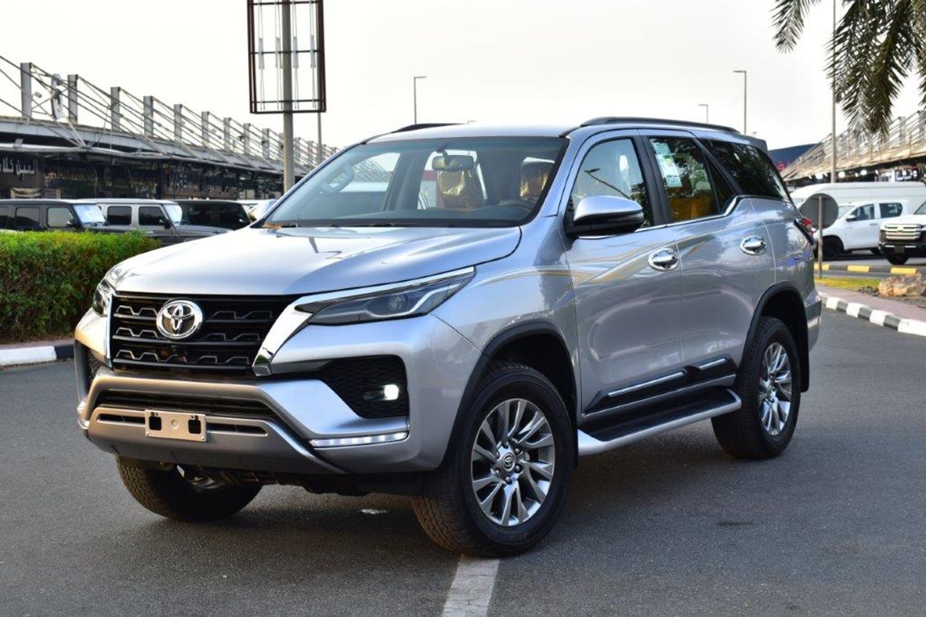 تويوتا فورتونر 2024 MODEL TOYOTA FORTUNER VXR LIMITED  V6 4.0L 4WD 7-SEATER AUTOMATIC