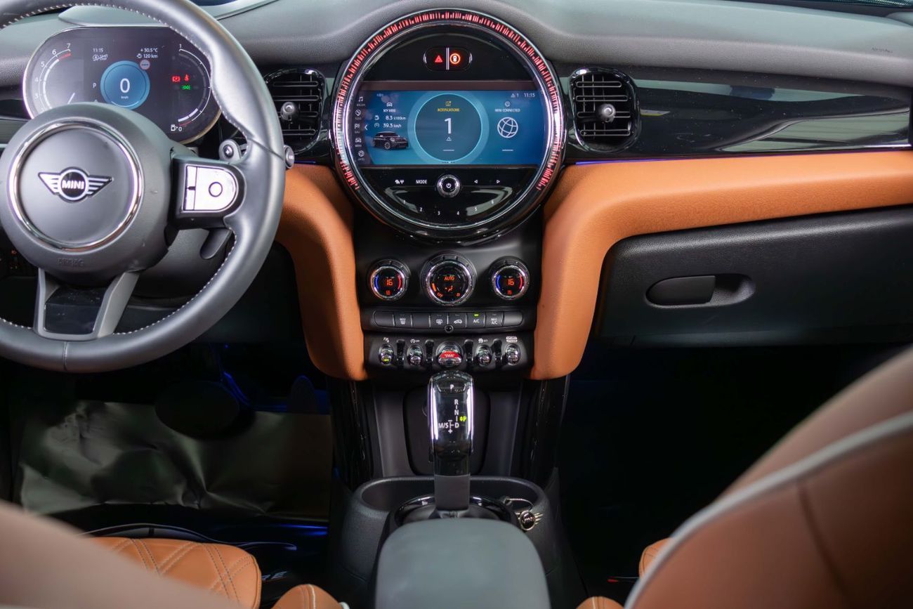 ميني كوبر إس Full Service History - Low Millage - Mint Condition - GCC Specs - Single Owner