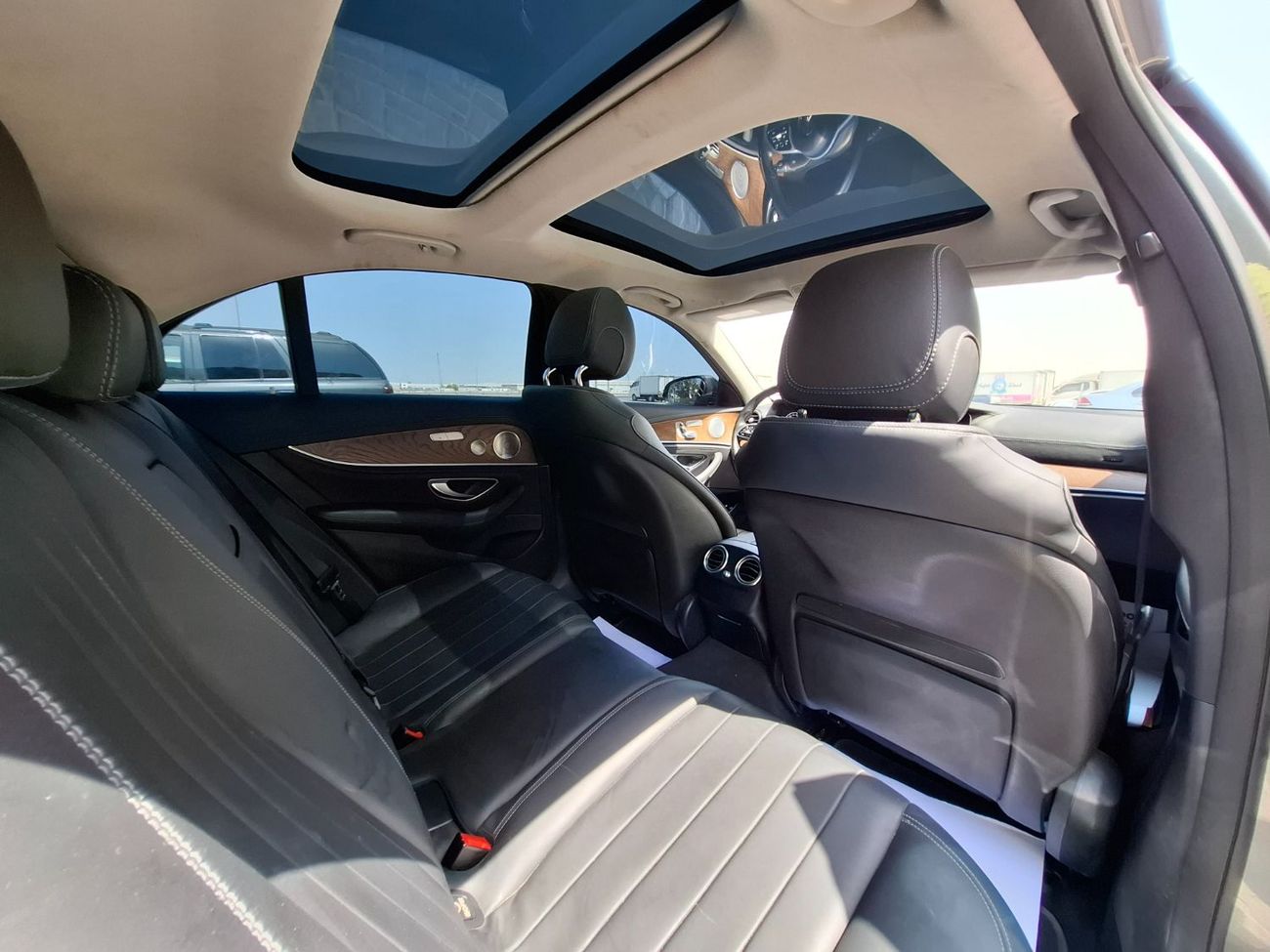 مرسيدس بنز E300 مرسيدس بنز E300e 2019