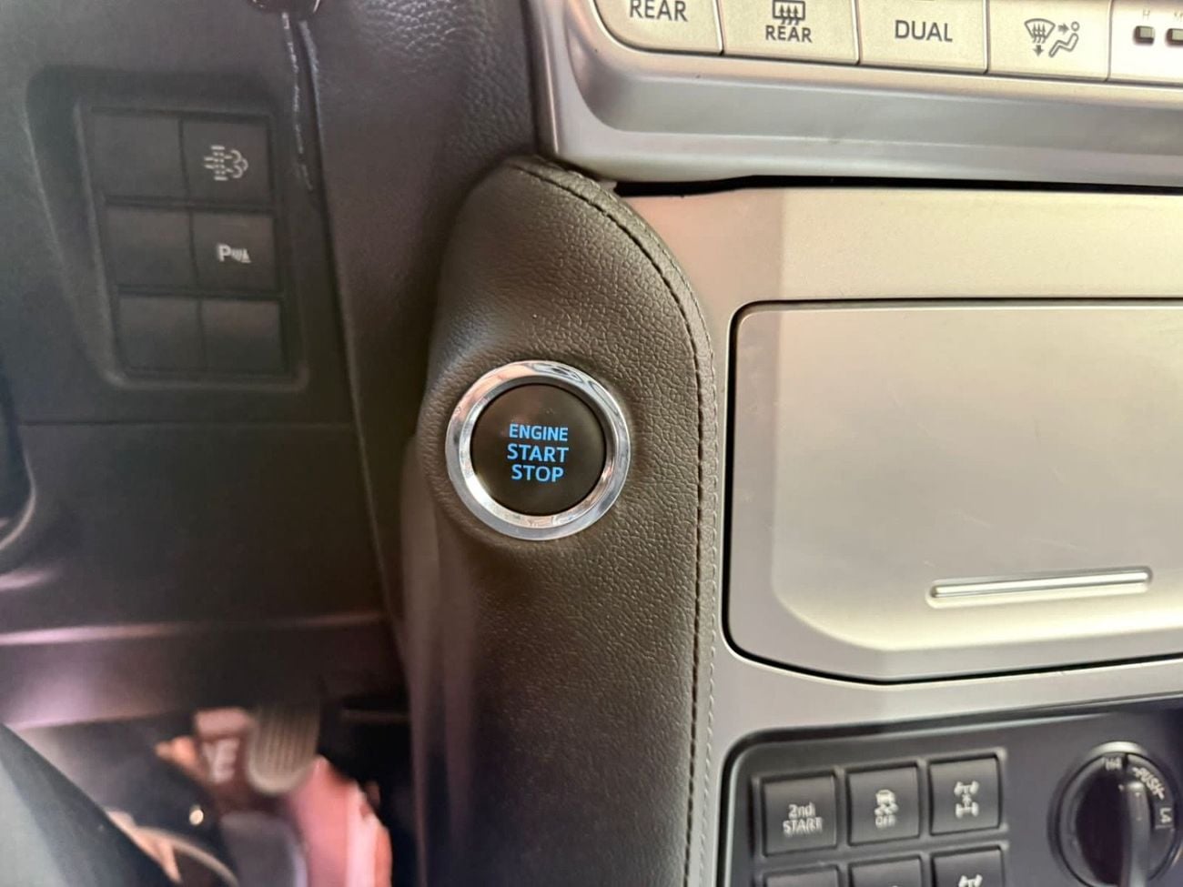 تويوتا برادو TX 2.8L