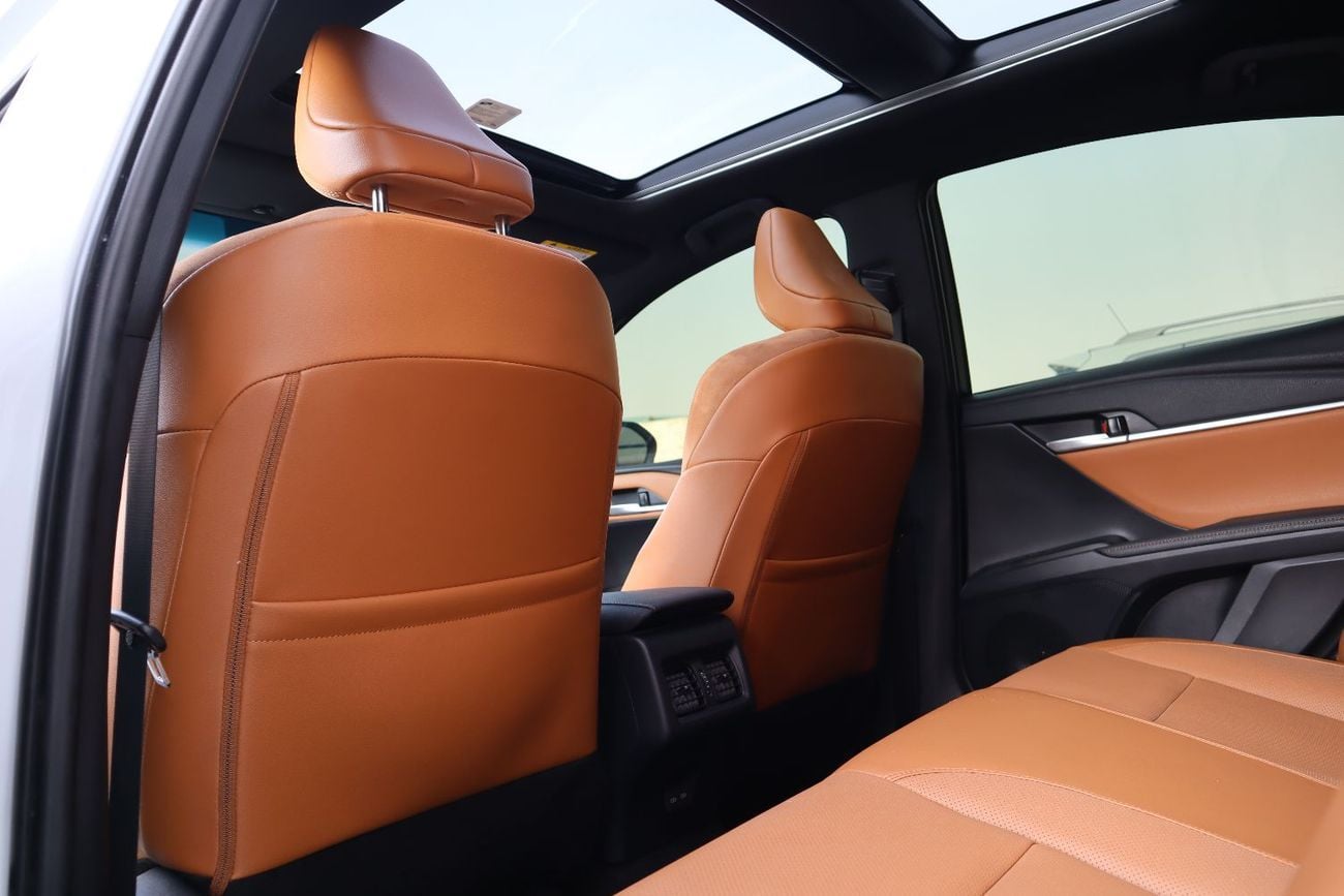 تويوتا كامري GLE 2.5L