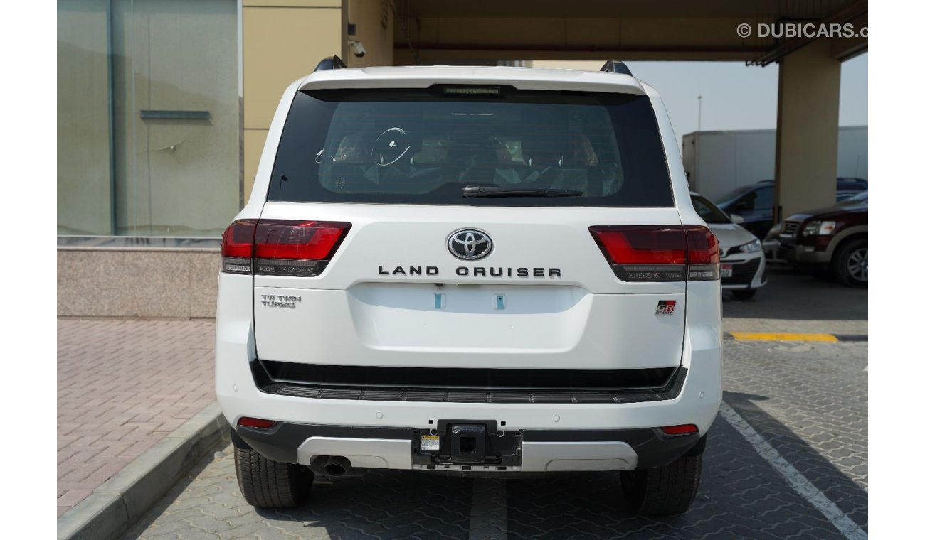 Toyota Land Cruiser 3.3 MODEL 2022 GR SPORT DIESEL ( RADARS / 4 CAMERAS / 7 SEATS ) GCC SPECS