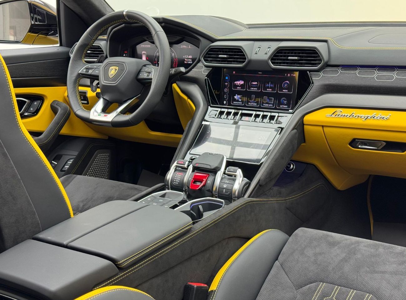 Lamborghini Urus S 4.0T V8 2024 Lamborghini Urus S, Full PPF, Agency Warranty & 2027 Service Contract, Agency FSH, GC