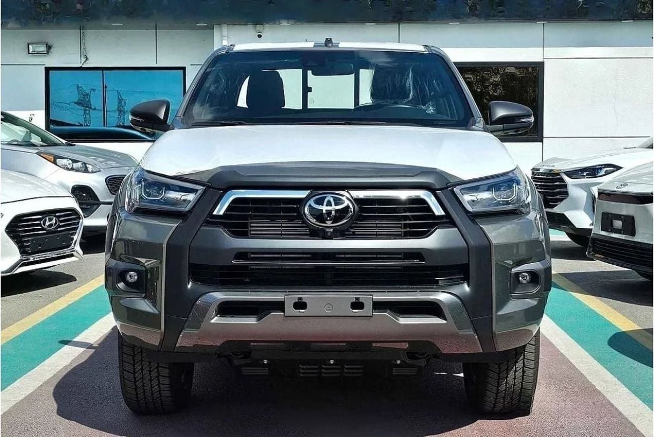 تويوتا هيلوكس DC ADVENTURE 2.8D AT 4X4 MY2024 - BLACK