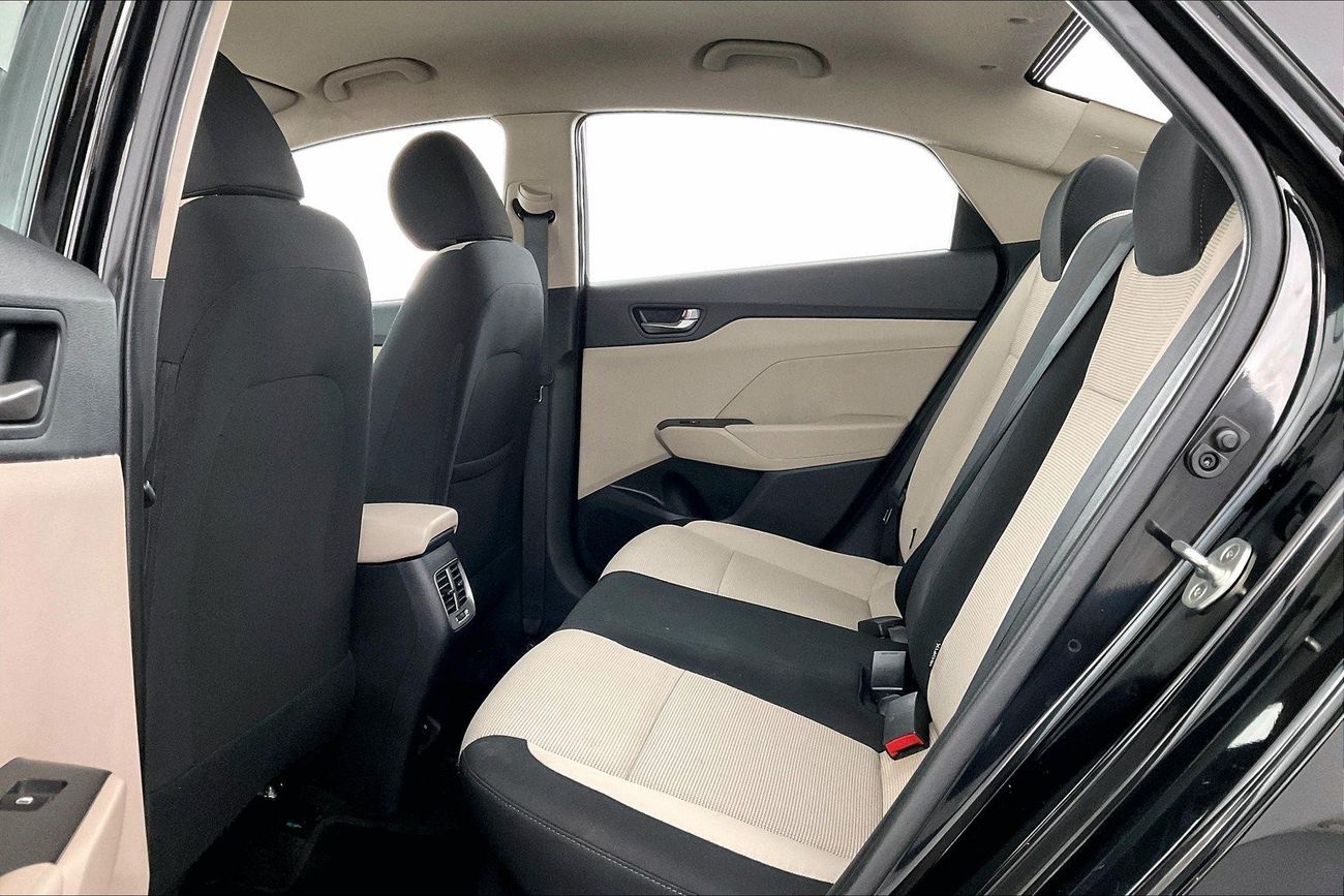 هيونداي أكسنت Smart / GL | عرض العيد الحصري | خالية من أضرار الفيضانات