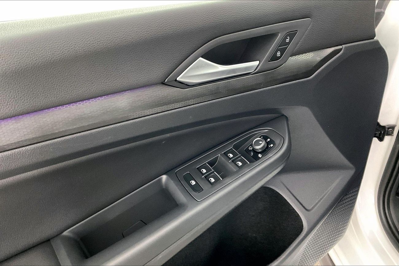 Volvo XC40 T4 R Design | Guaranteed Warranty | 0 Down Payment