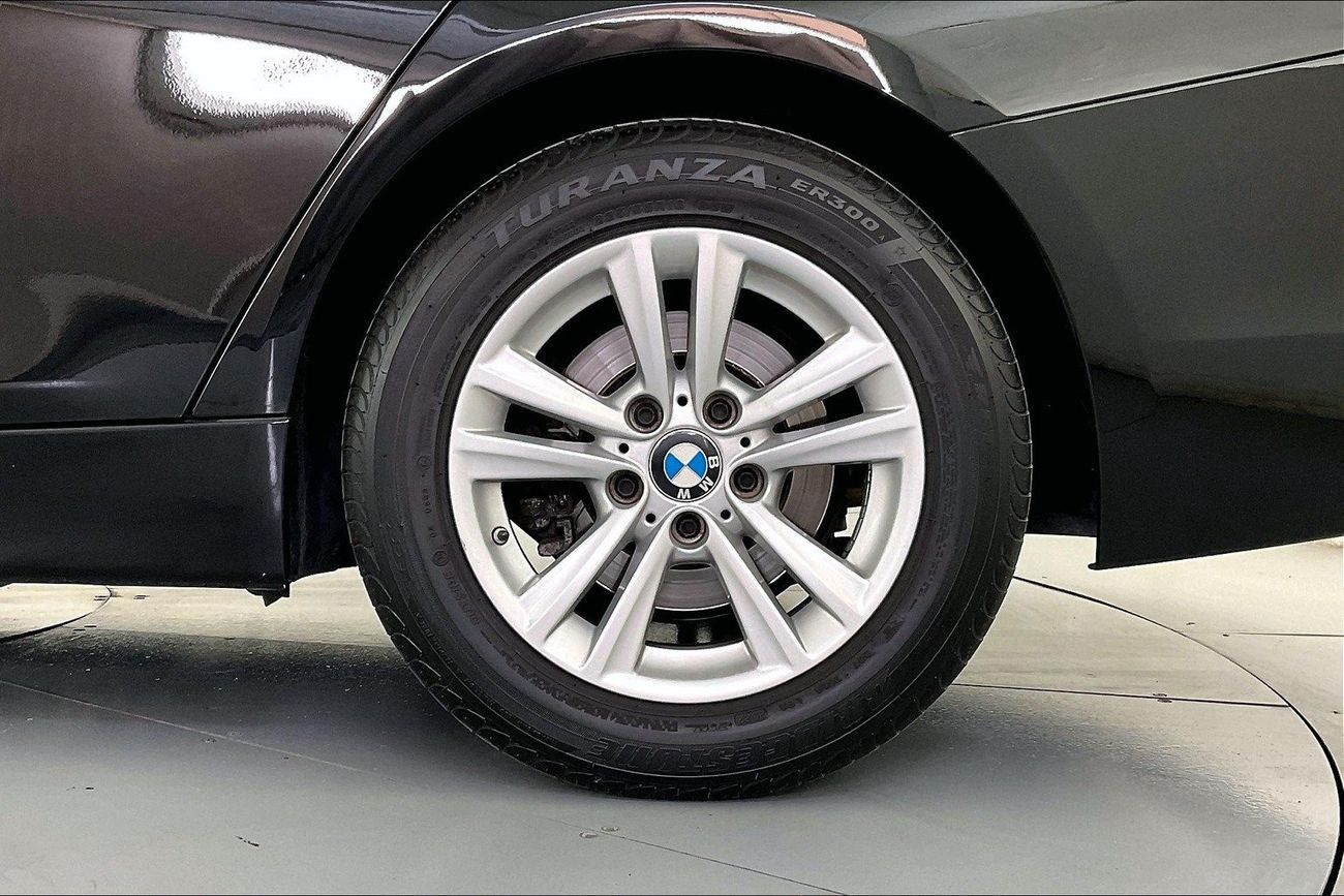BMW 318i Standard| 1 year free warranty | Exclusive Eid offer