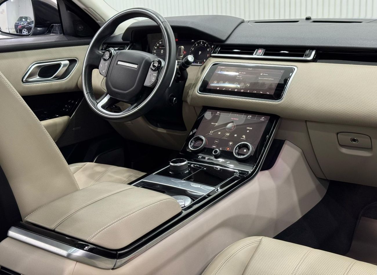 لاند روفر رينج روفر فيلار P250 R-ديناميك SE 2019 Range Rover Velar P250 SE R-Dynamic, Warranty, Full Service History, Excellen