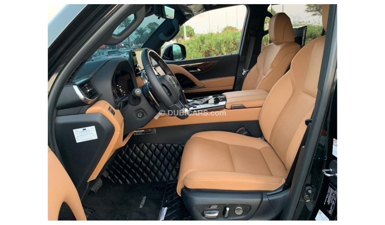 لكزس LX 600 سيجناتشر