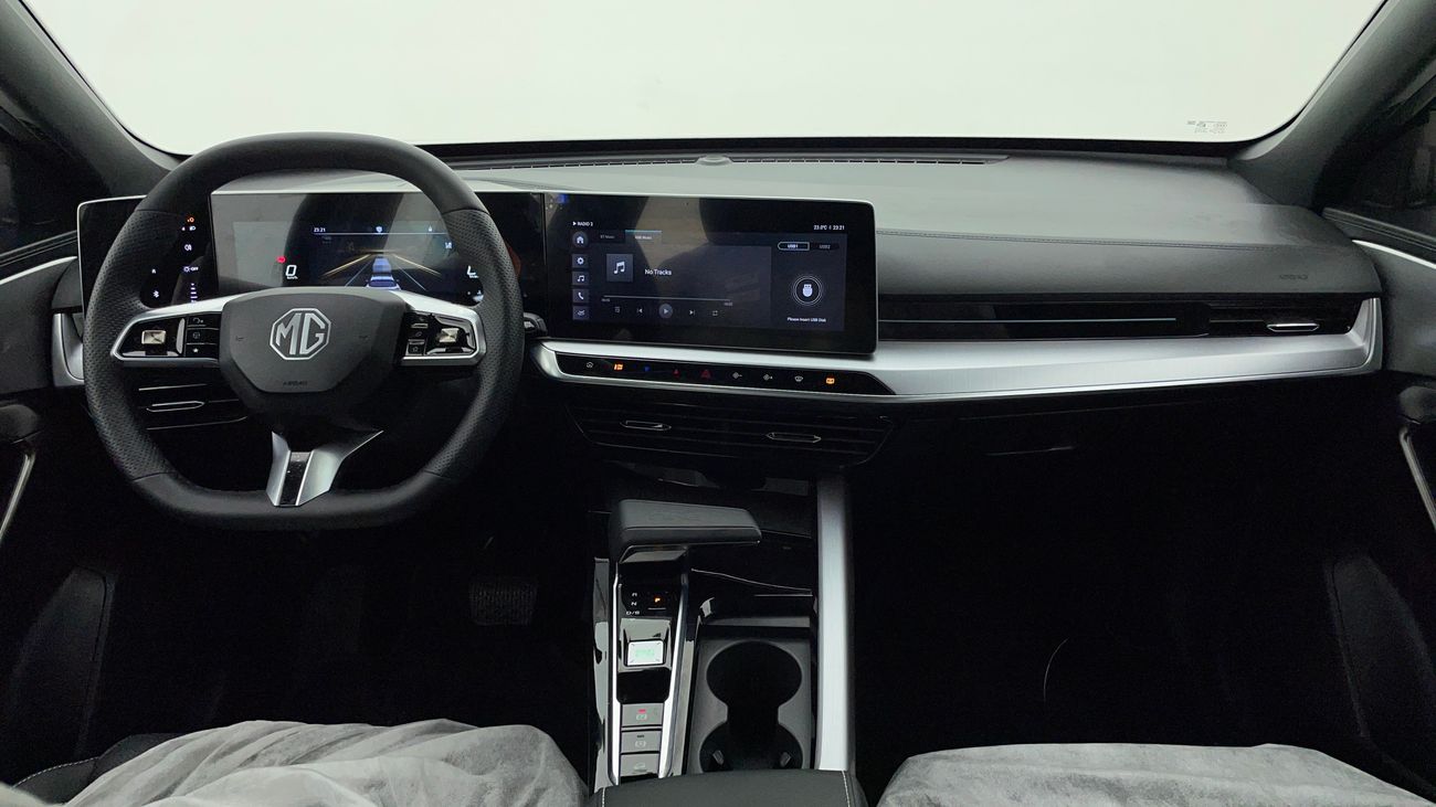 أم جي وان LUXURY 1.5 | بدون دفعة مقدمة | اختبار قيادة مجاني للمنزل