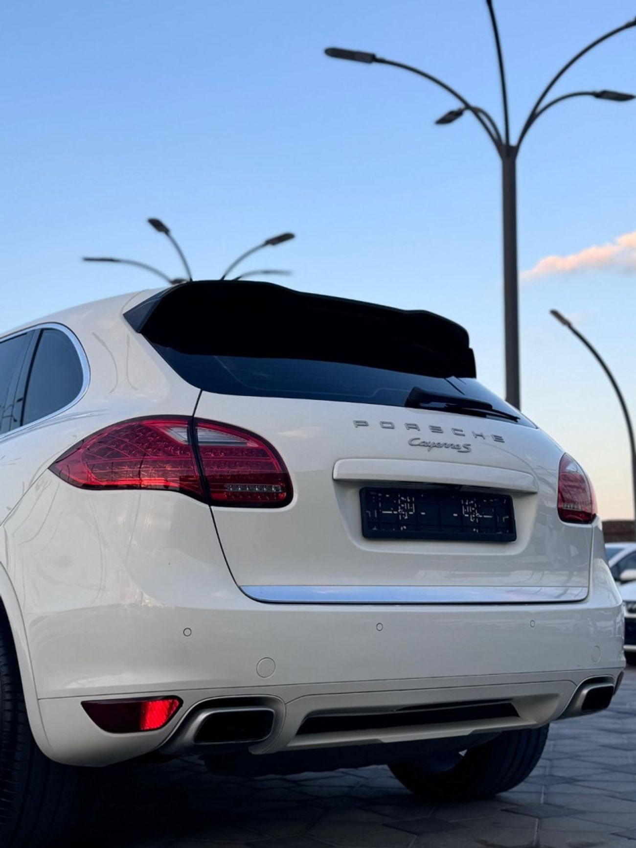 Porsche Cayenne Turbo S 4.8L (550 HP)