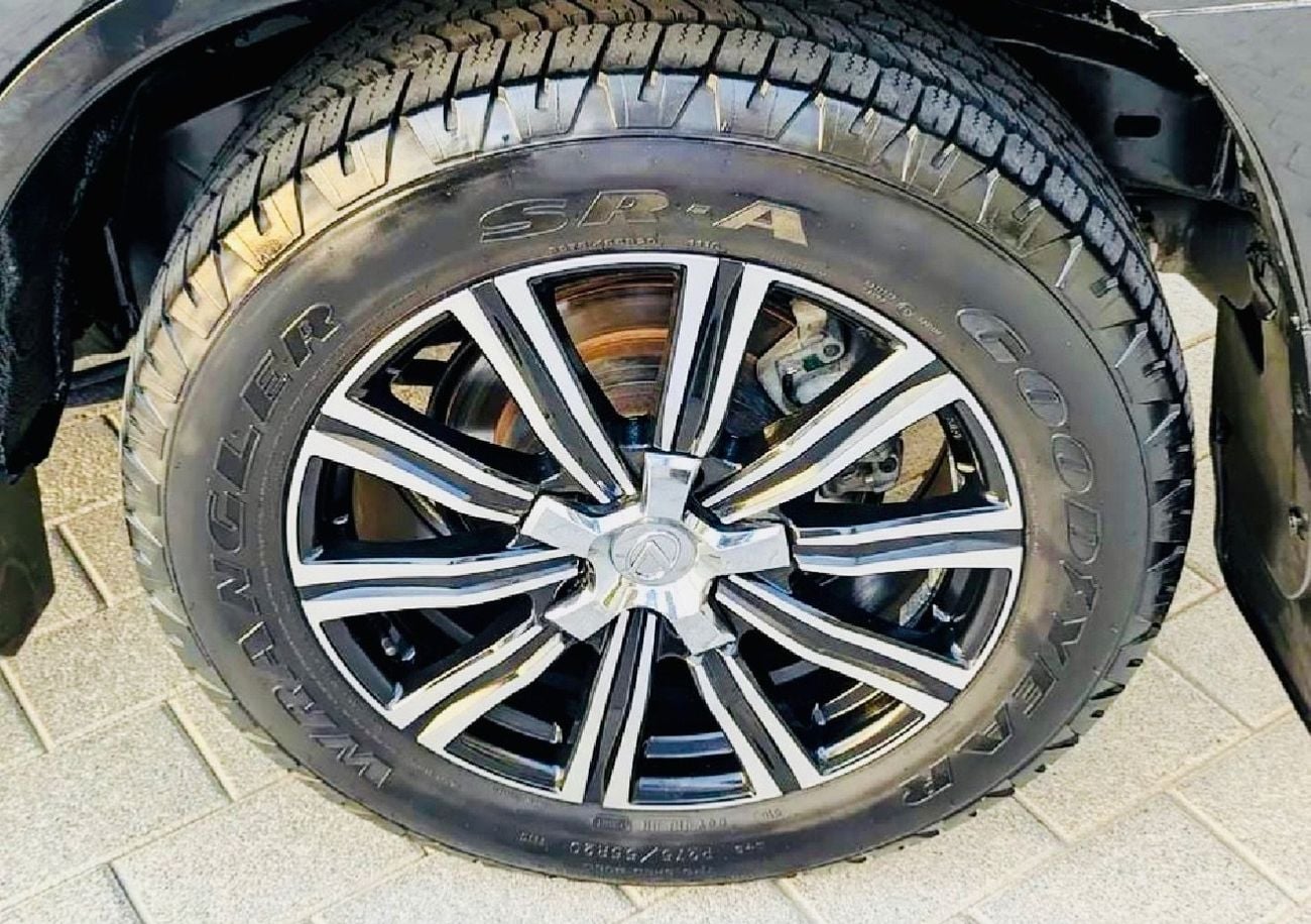 Lexus LX570 PLATINUM LX570 BASE