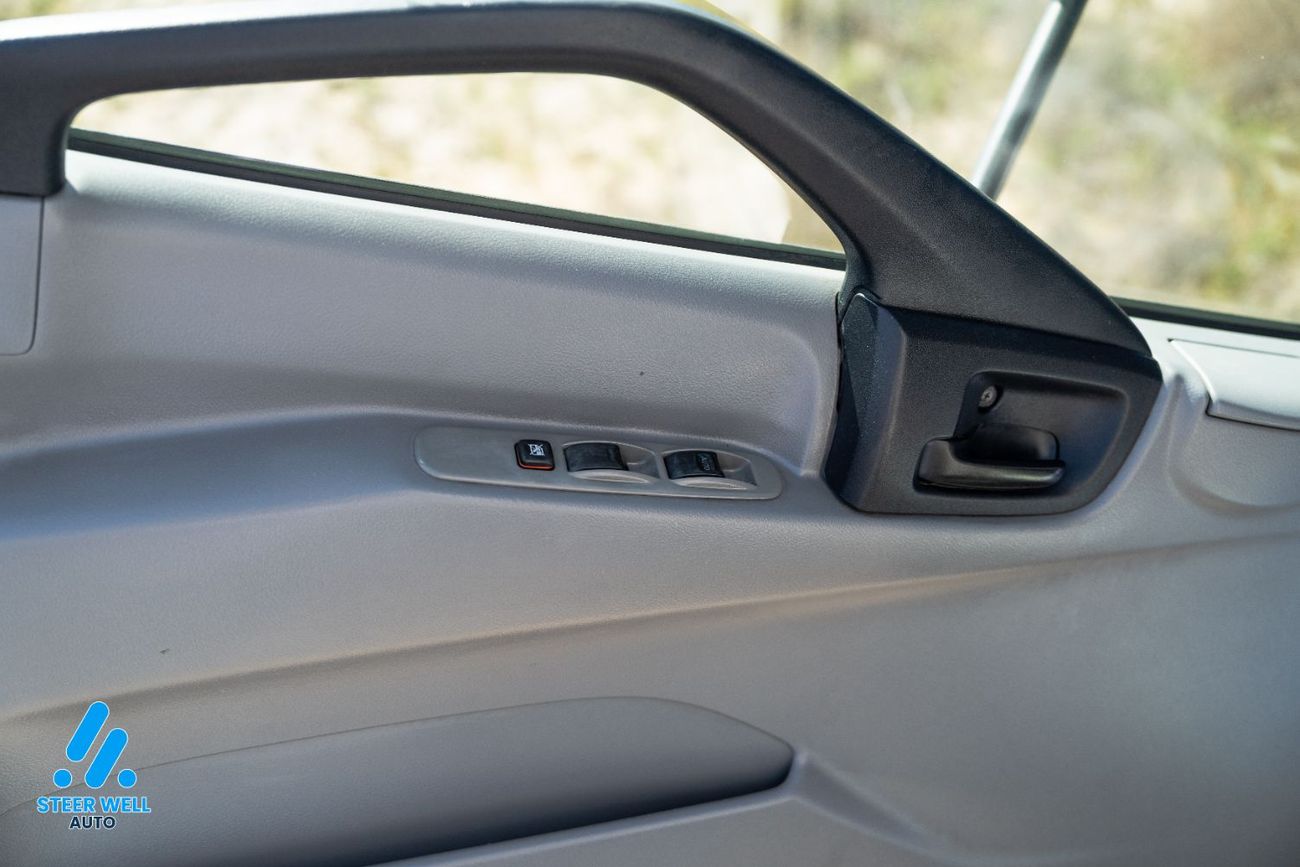 هينو 300 2020 Hino 300 916 4.0L Diesel Manual | Long Chassis Chiller Box | GCC Specs