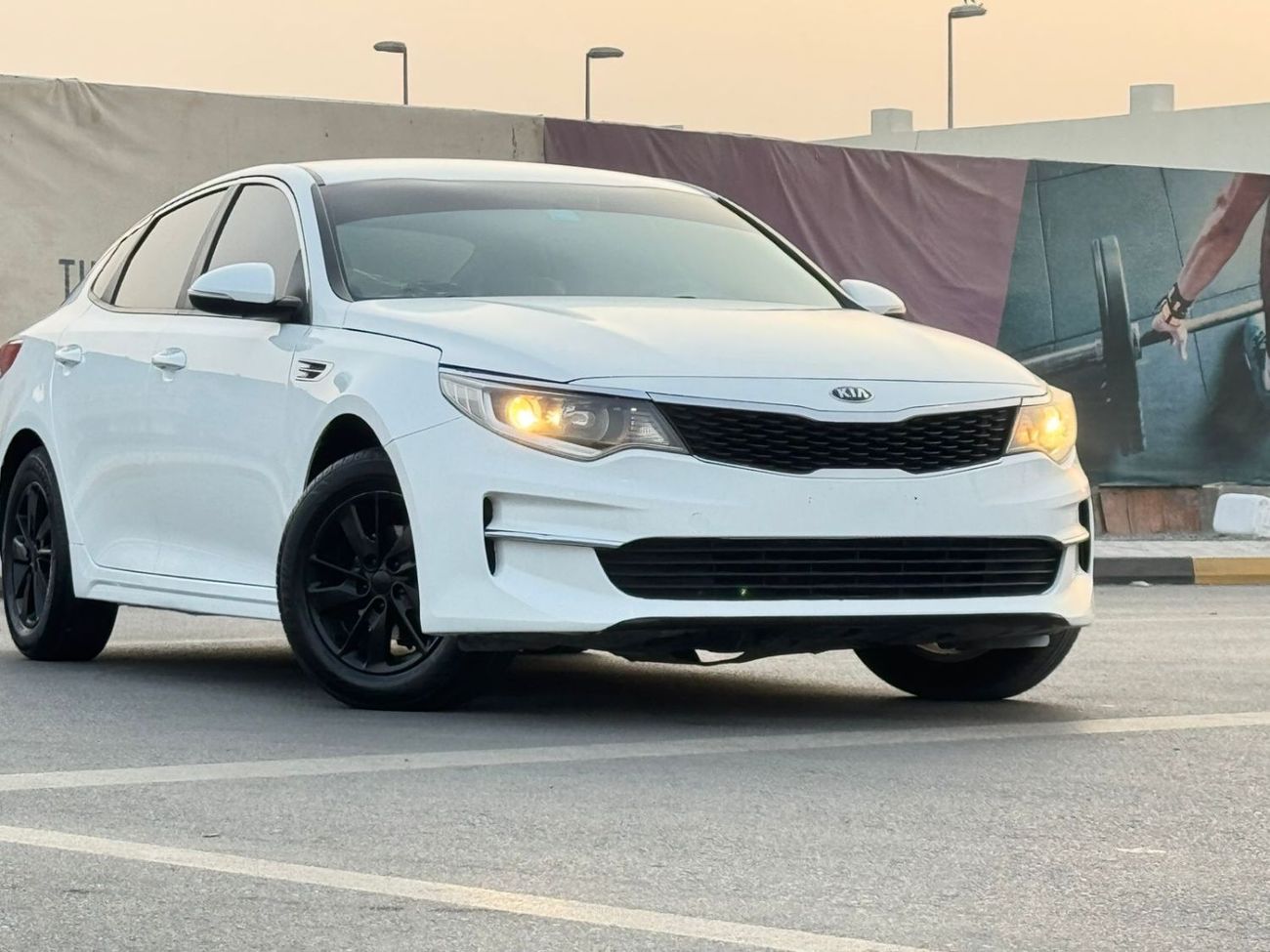 Kia Optima EX 2.4L (185 HP) perfect inside & outside