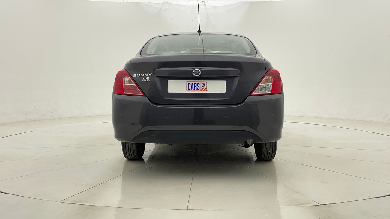 نيسان صني SV 1.5 | بدون دفعة مقدمة | اختبار القيادة في المنزل