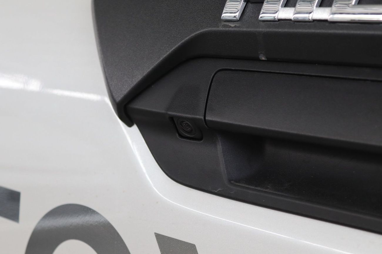 Toyota Hilux 2025 TOYOTA HILUX ADVENTURE 4.0 V6 **EXPORT ONLY**التصدير فقط خارج الخليج***