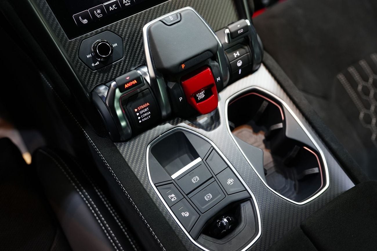 لامبورغيني اوروس PERFORMANTE PERFORMANTE