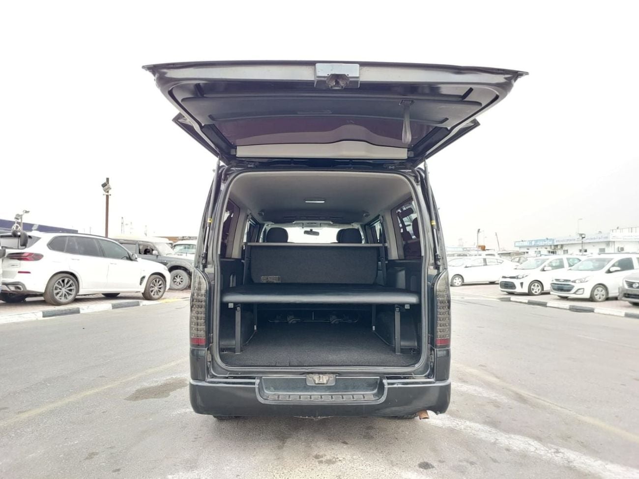 Toyota Hiace (RAMADAN OFFER) TOYOTA HIACE VAN RHD 2010 MODEL 2.0 L PETROL AUTOMATIC(PM29424)